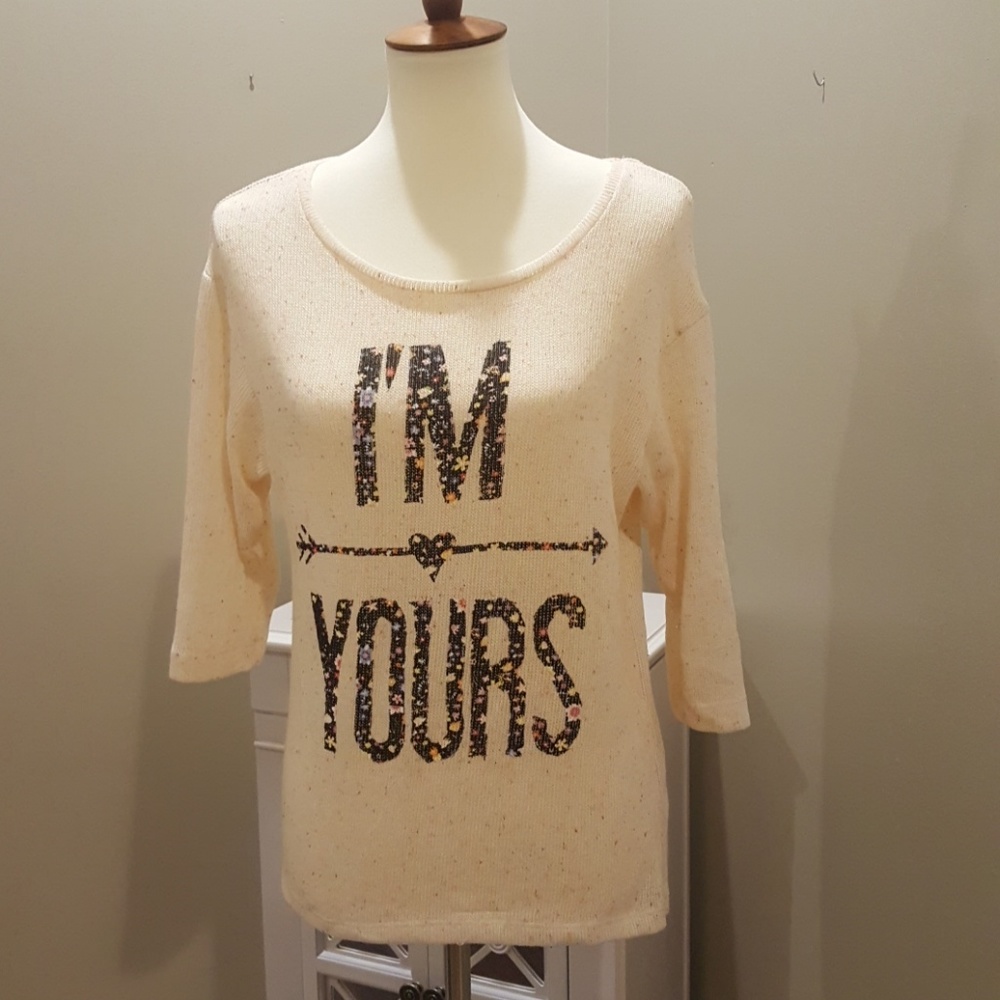 NWOT adorable lightweight sweater.